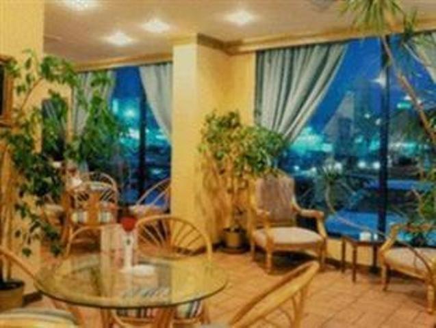 Al Bourj Hotel 3*